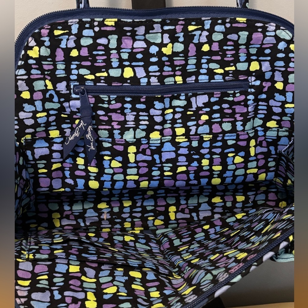 Vera Bradley Edie Satchel shoulder bag in the retired "Indigo Pop" pattern - Picture 4 of 5